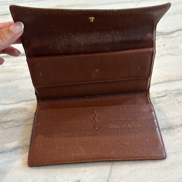 Louis Vuitton Vintage Brown Monogram Sarah Long Wallet - Picture 8 of 14